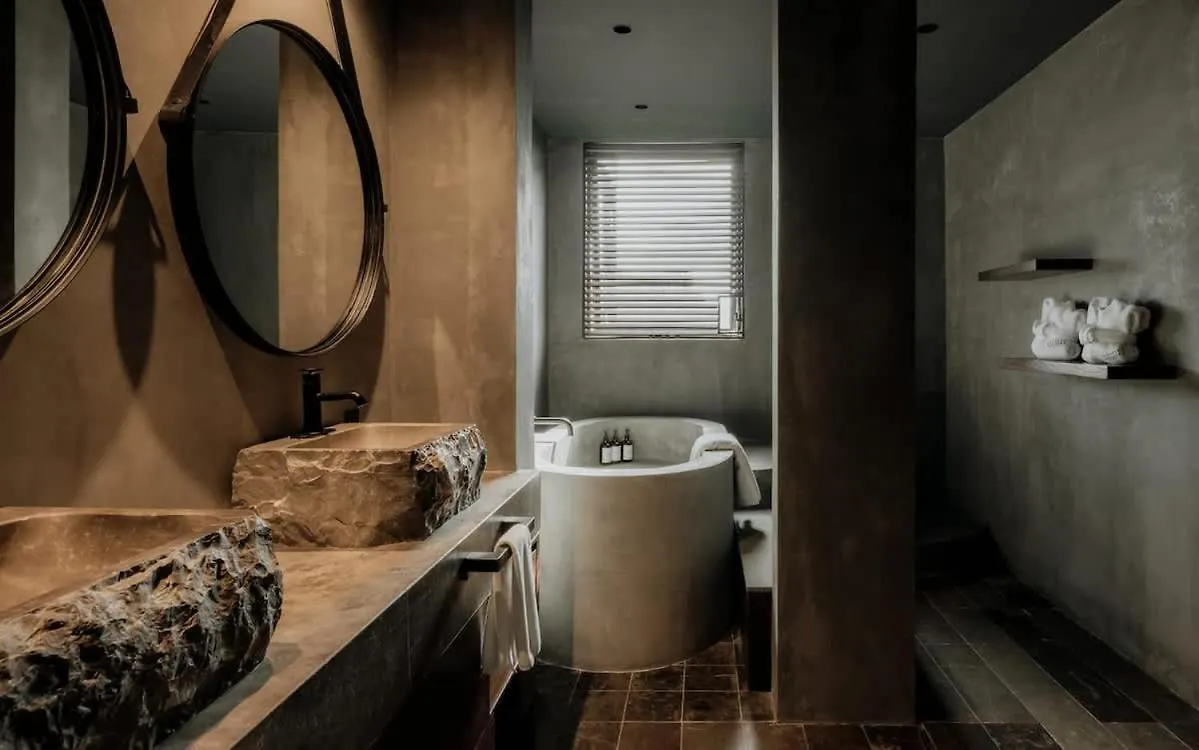 Barneys Ny Black Penthouse With Pool Tulum
